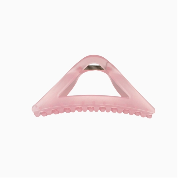 🍁 3/$15 Boutique Triangle Claw Hair Clip - Picture 3 of 6